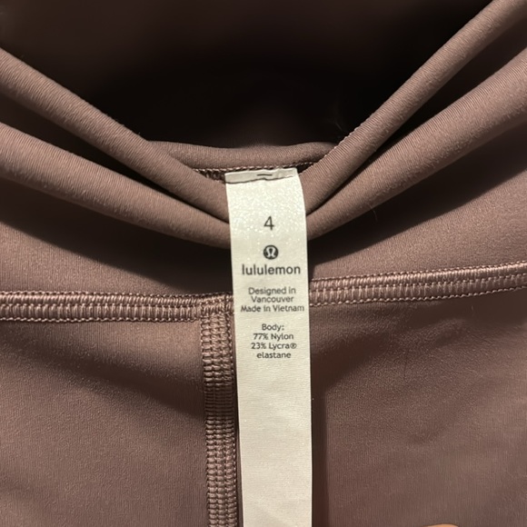 Lululemon leggings. Mauve. Size 4. - Picture 2 of 6